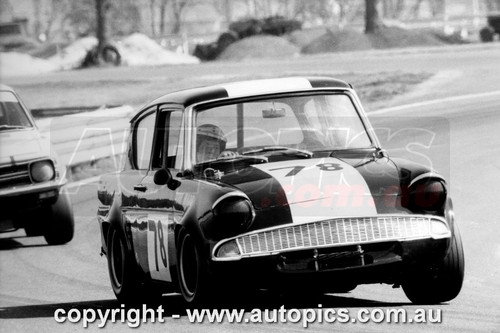 72199 - Tony Ward, Warwick Farm Raceway, 3rd of September, 1972, Ford Anglia - Photographer Jack Cerchi 72199 - Tony Ward, Warwick Farm Raceway, 3rd of September, 1972, Ford Anglia - Photographer Jack Cerchi