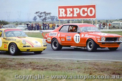 72204 - John Harvey Holden Torana Repco V8 & Jim McKeown Porsche 911S - Calder  1972