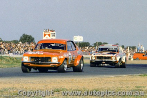73107 - J.  Harvey & P. Brock Holden Torana V8  - Calder 1973