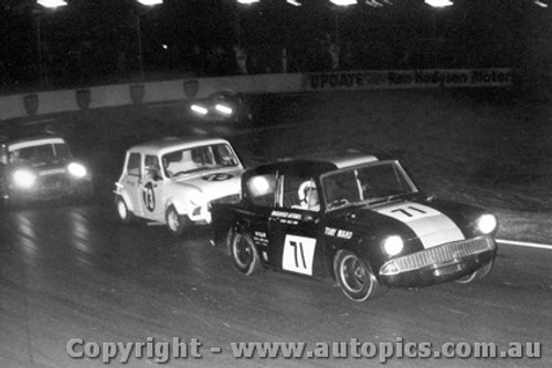 72209 - Tony Ward Ford Anglia / L. Hazelton Morris Mini - Oran Park 11th November 1972