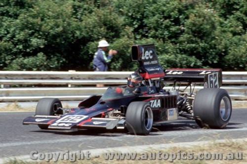 76630 - Bruce Allison - Lola T332 - Tasman Series  -  Sandown 15th February 1976