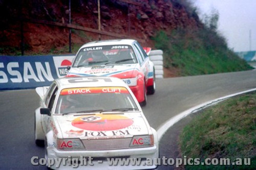 84767 - B. Stack / W. Clift  Holden & Cullen / Jones - Commodore VH  - Bathurst 1984 - Photographer Lance Ruting