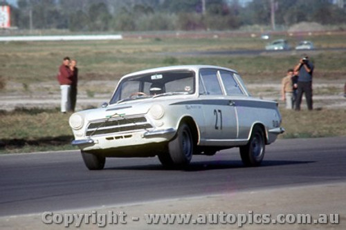 66050 -  Max Volkers Lotus Cortina  -  Lakeside 1966 - Photographer John Stanley