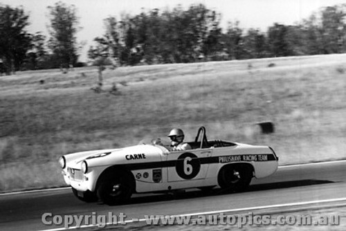 68465 - Les Carne  - Austin Healey Sprite -  Oran Park 30th June 1968 - Photographer Lance J Ruting