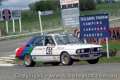 78832 - Jim Hunter / Barry Lake  - BMW 3.0Si - Bathurst 1978 - Photographer Lance  Ruting   the neg is badly marked - this is the only shot we have of this car