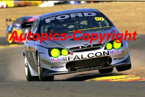 202038 - Craig Lowndes - Ford Falcon Oran Park 2002 - Photographer Craig Clifford