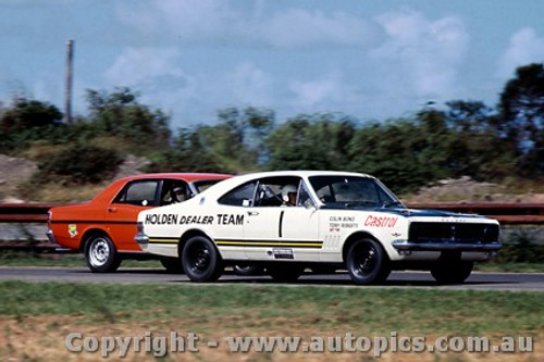 70263 - C. Bond / T. Roberts  Holden Monaro GTS 350 & Fred Gibson Ford Falcon XY GTHO - Surfers Paradise 8th February 1970 - Photographer Jeff Nield