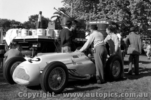 56504 - O. Bailey Lago Talbot - Australian Grand Prix, Albert Park 1956 -  Photographer Peter D Abbs