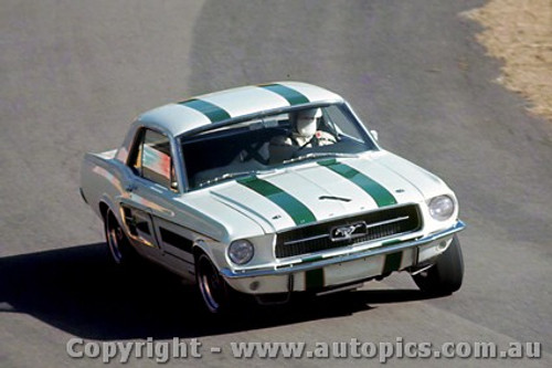 68194 - Ian  Pete  Geoghegan - Ford Mustang - Catalina Park Katoomba 9th June 1968  - Photographer Lance J Ruting