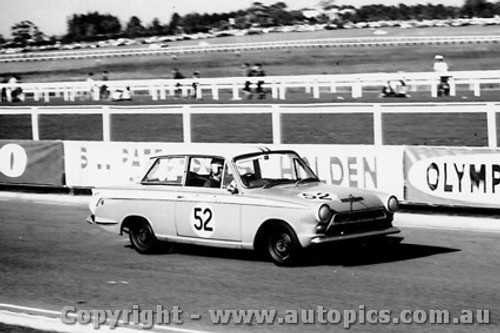 64063 - John Reaburn & Geoff Russell  Ford Cortina GT - Sandown 6 Hour International  29th November 1964  - Photographer  Peter D Abbs