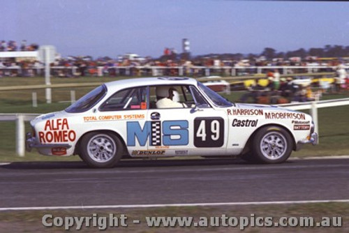 73147 - R. Harrison / M. Robertson - Alfa Romeo - Sandown 9th September 1973 - Photographer Peter D Abbs