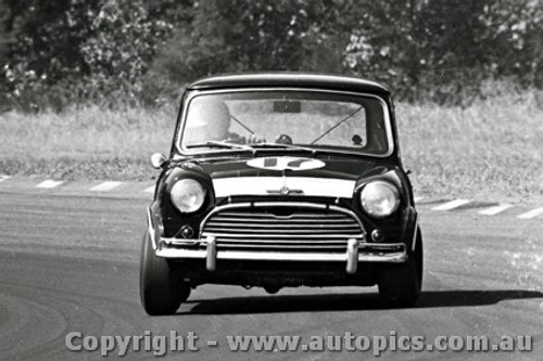 67085 - W. Weldon  Morris Cooper S -  Warwick Farm 3rd December 1967  - Photographer Lance J Ruting