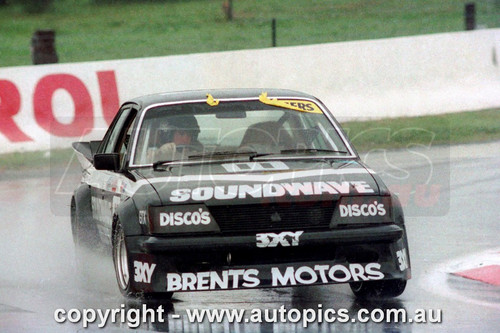 83783 - Garry Rogers & Clive Benson-Brown, James Hardie 1000, Bathurst, 1983, Commodore VH - Photographer Lance J Ruting