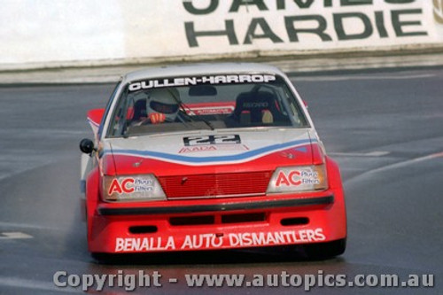 83805 - Warren Cullen / Ron Harrop  Commodore VH  -  Bathurst 1983 - Photographer Lance Ruting