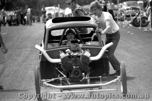 69973  - castlereagh Drags 1969 - Photographer David Blanch