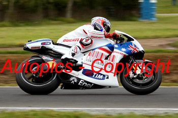 209302 Casey Stoner Ducati Phillip Island 2009 Photographer