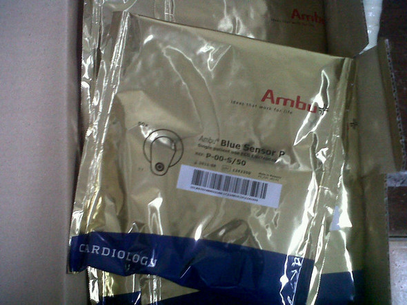 Ambu P-00-S/50 Electrode Blue Sensor (P-00-S), Electrode size (max. L x W or diameter in mm) 40.8 x 34 . Box of 1000.