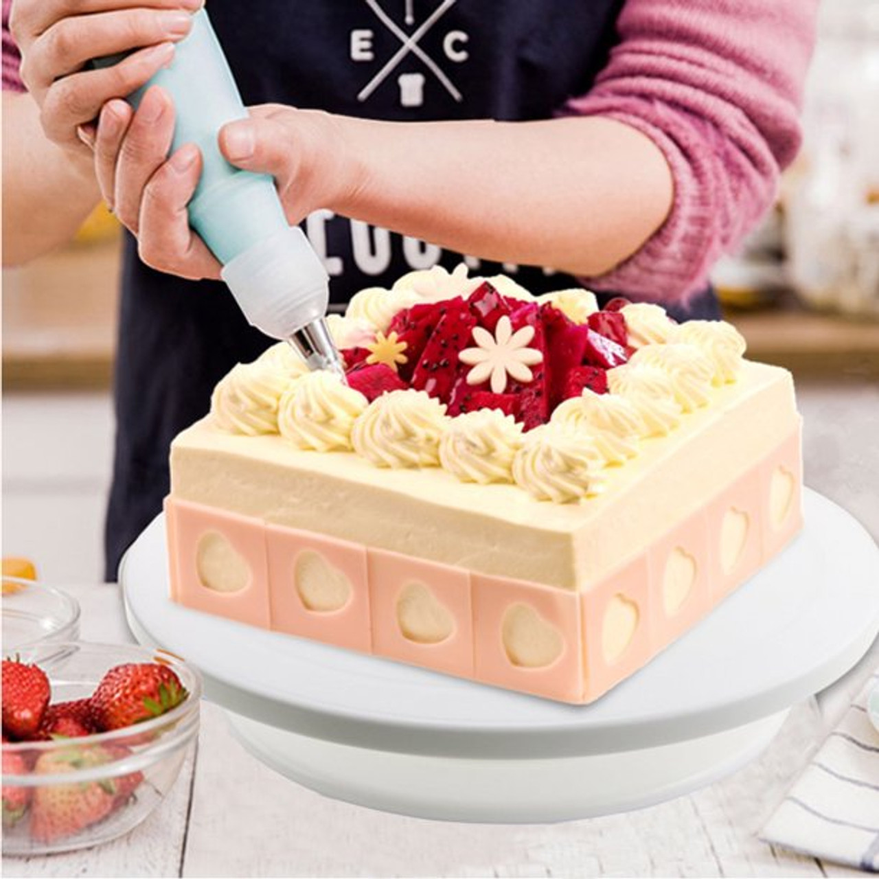 The Upper Kitchen Cake Spinner – Best Cake Spinner South Africa