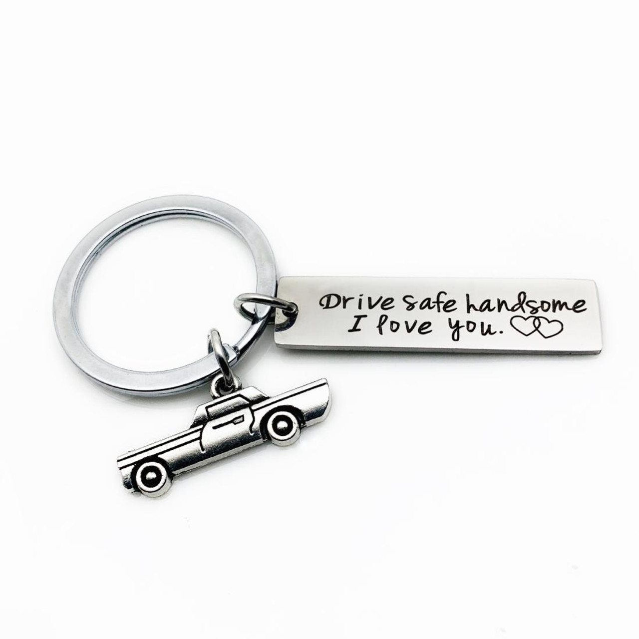 File:Car keys with keychain.jpg - Wikimedia Commons