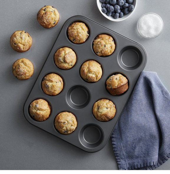 Muffin Pan 12 Cup Plain Basic