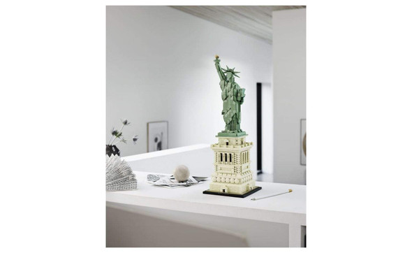 lego-21042-architecture-statue-of-liberty-snatcher-online-shopping-south-africa-28572275507359.jpg