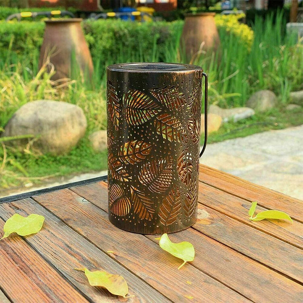 Outdoor Solar Wrought Iron Projection Lamp Hollow Wall Hanging Portable Garden Decorative Lamp, Style:Leaves