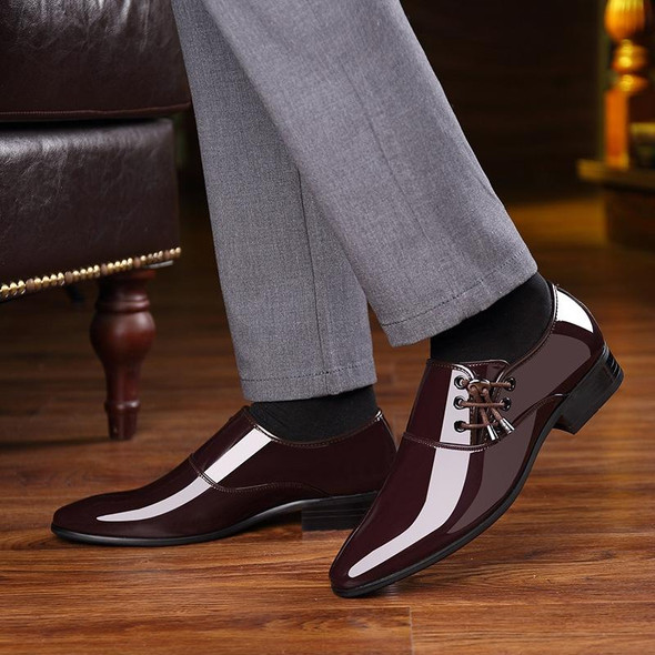 Pointed Business Dress Men Glossy Casual Leather Shoes, Size:43(Brown)