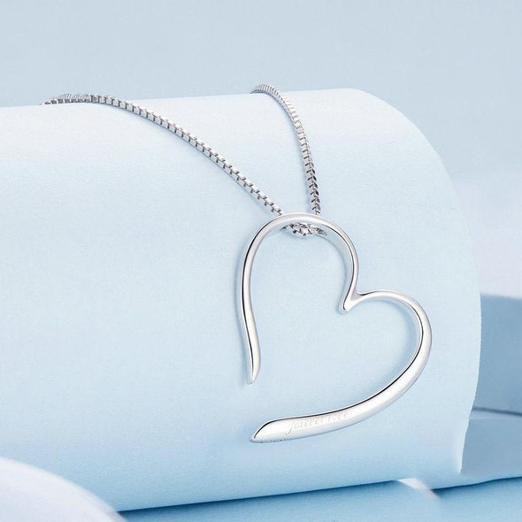 S925 Sterling Silver Platinum Plated Heart Necklace