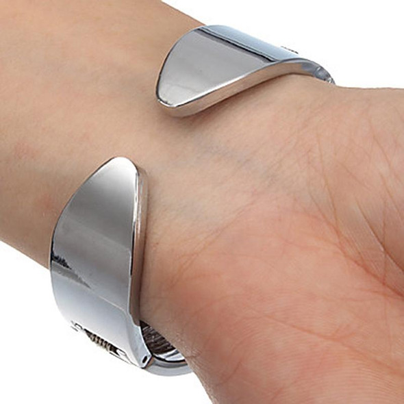 XinHua Women Diamond Mirror Surface Hollow Stainless Steel Bracelet Quartz Watch(White)