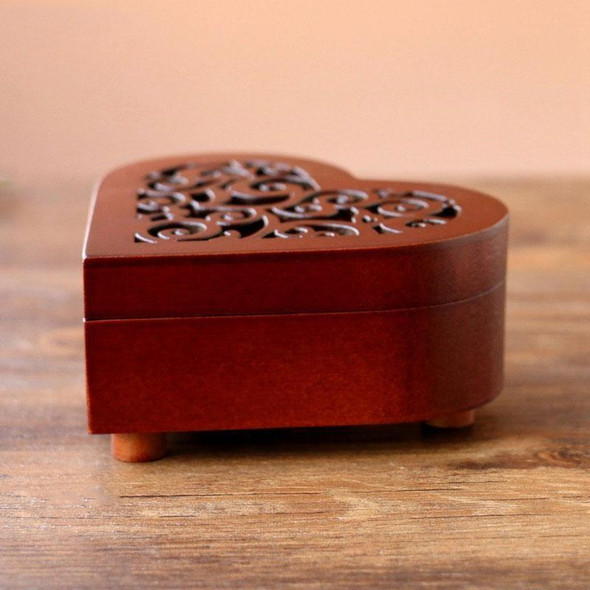 2 PCS Creative Heart Shaped Vintage Wood Carved Mechanism Musical Box Wind Up Music Box Gift, Golden Movement(Spirited Away)