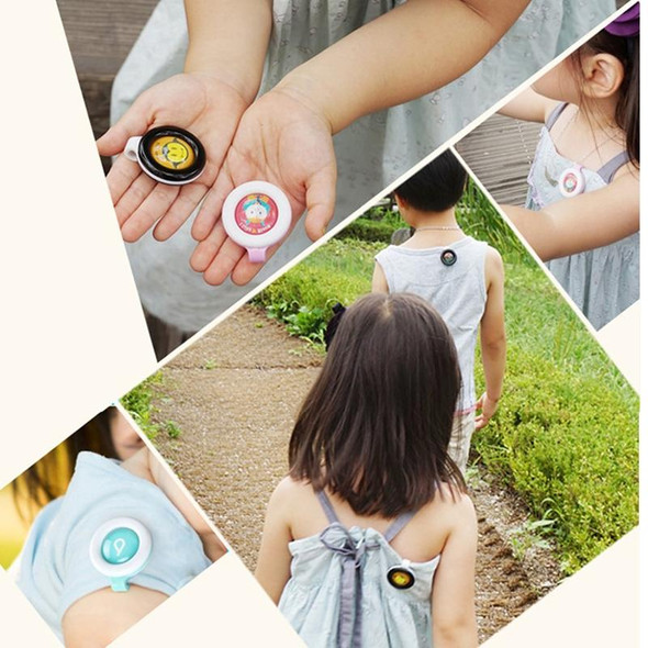 5 PCS Anti-mosquito Buckle Button Plant Essential Oil Inner Core Bugs Away, Random Color Delivery