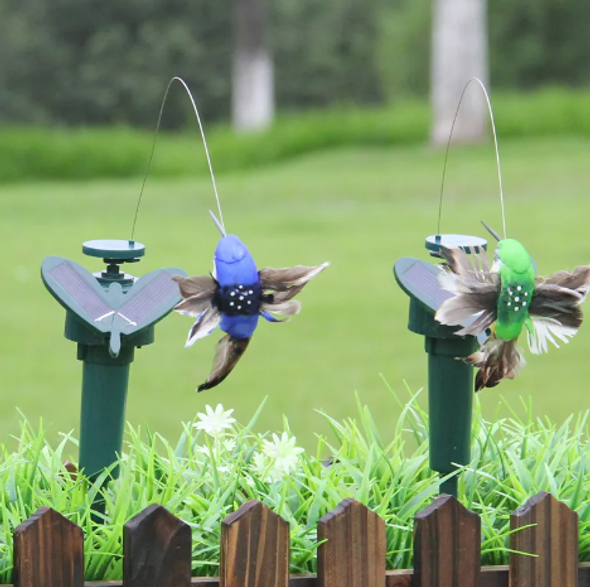 Set of 2 Solar-Powered Hummingbird Garden Ornaments