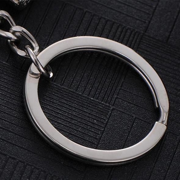 Men Car Pendant Personalized Tank World Model Keychain(Tank Silver)