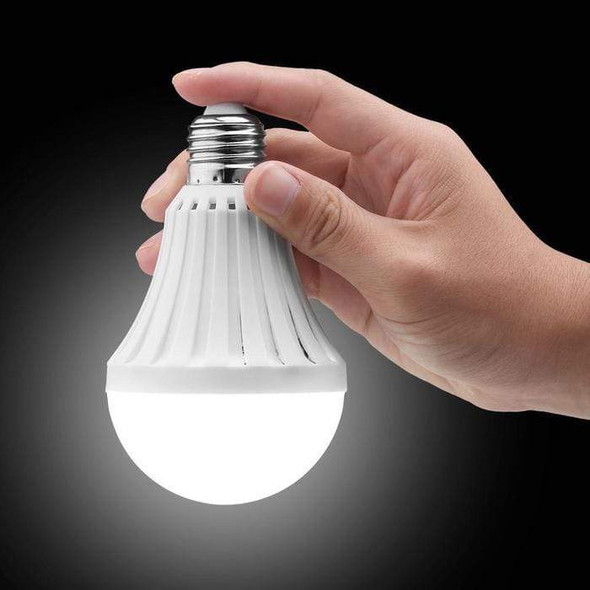 Set of 2 Smart Rechargeable Light Bulb 9W Pin