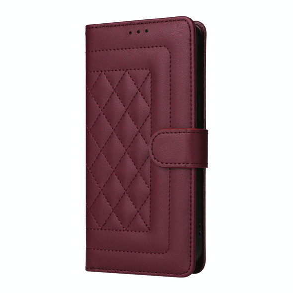 For Samsung Galaxy A20 / A30 Diamond Lattice Leather Flip Phone Case(Wine Red)