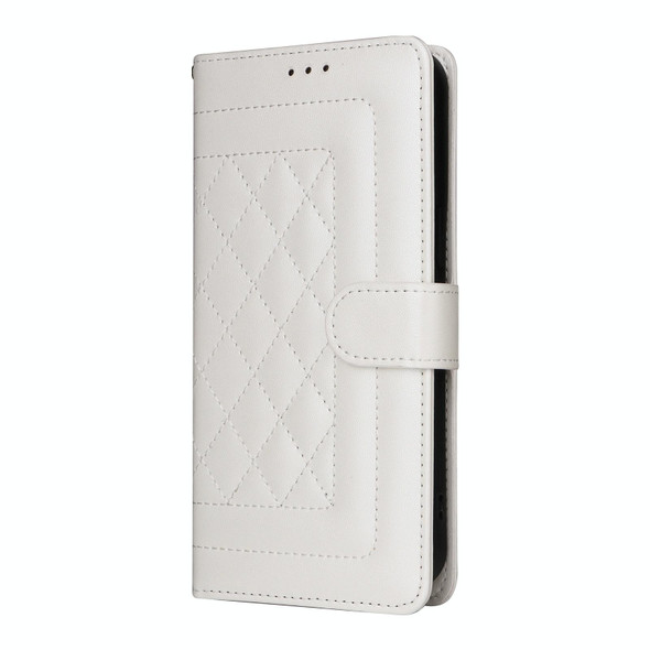 For Samsung Galaxy S22 5G Diamond Lattice Leather Flip Phone Case(White)