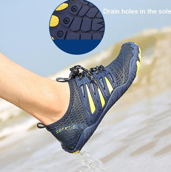 Outdoor Sports Hiking Shoes Antiskid Fishing Wading Shoes Lovers Beach Shoes, Size: 42(Black)