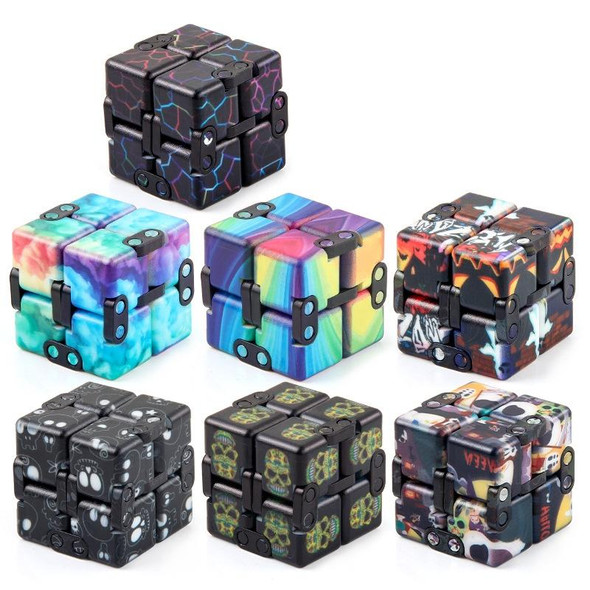 3 PCS Unlimited Magics Cube Colorful UV Printing Pocket Magic Cube Variety Folding Fingertip Magic Cube Decompression Toy(No.168-8-33 White Skull)