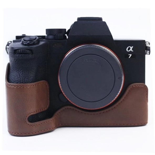 1/4 inch Thread PU Leatherette Camera Half Case Base for Sony A7 IV (Coffee)