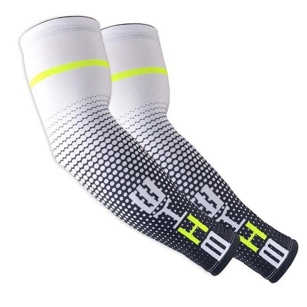 1 Pair Cool Men Cycling Running Bicycle UV Sun Protection Cuff Cover Protective Arm Sleeve Bike Sport Arm Warmers Sleeves, Size:XXL (White)