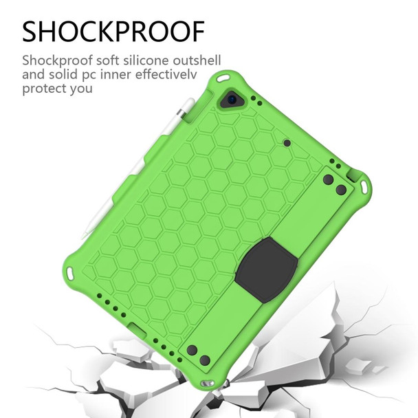 For iPad Air / Air 2 / Pro 9.7 / iPad 9.7 (2017) /  iPad 9.7 (2018) Honeycomb Design EVA + PC Four Corner Shockproof Protective Case with Straps(Green+Black)