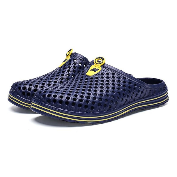 X902 Summer Beach Shoes Non-slip Flip Llops Couple Slippers Men Hole Shoes, Size: 37(Blue)