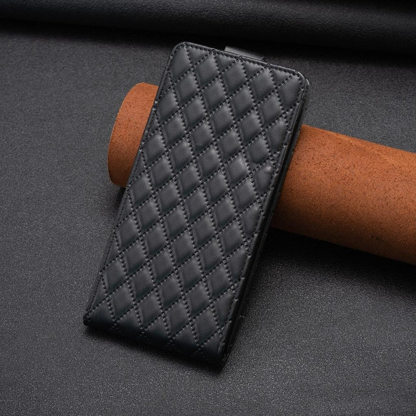 For iPhone 14 Diamond Lattice Vertical Flip Leatherette Phone Case(Black)