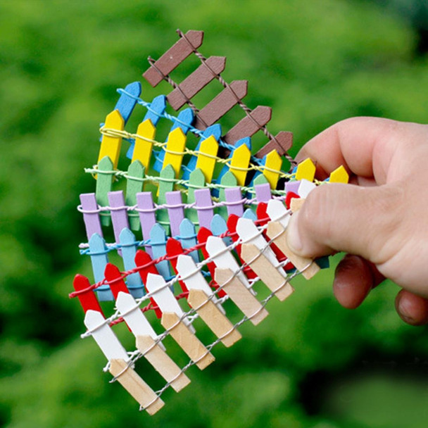 10 PCS Mini Small Fence Barrier Wooden Craft Wooden Small Fence Moss Micro-landscape Ornaments, Random Color Delivery