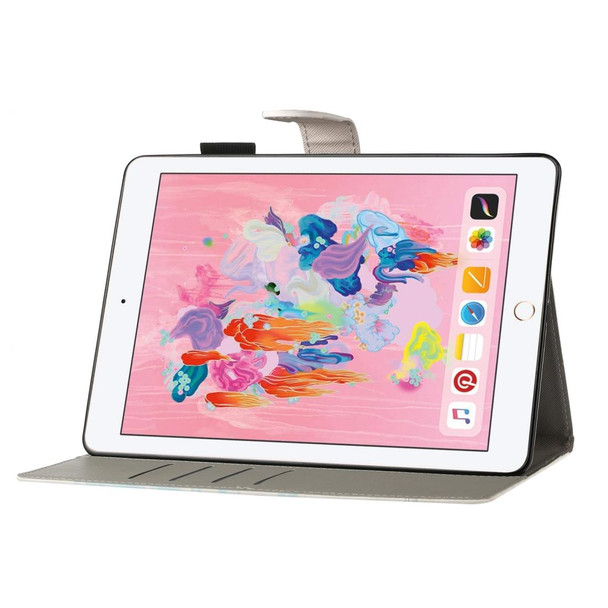 For iPad 9.7 (2018) Cross Texture Painted Horizontal  Leatherette Case with Sleep / Wake-up Function & Card Slot & Holder & Wallet(Crown Unicorn)