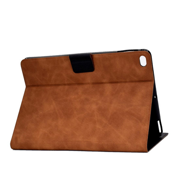 For iPad Air 2 / Air / 9.7 (2018) & (2017) Cowhide Texture Horizontal Flip Leatherette Case with Holder & Card Slots & Sleep / Wake-up Function(Brown)