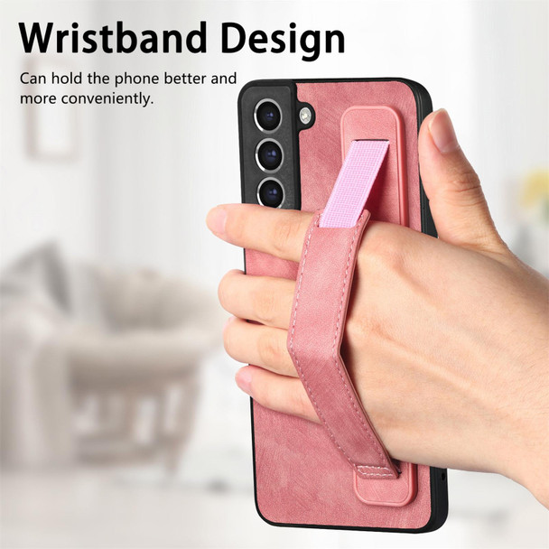 For Samsung Galaxy S21 FE 5G Retro Wristband Holder Leatherette Back Phone Case(Pink)