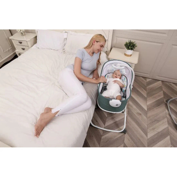 Mastela 6 in 1 Multi-Function Bassinet