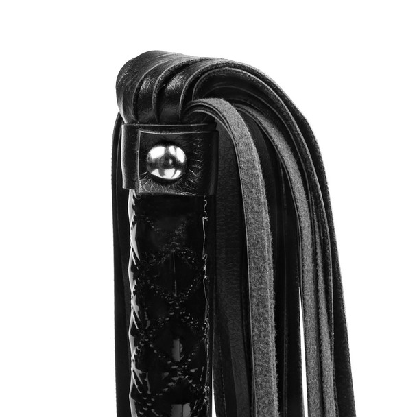 Embossed Whip - Black