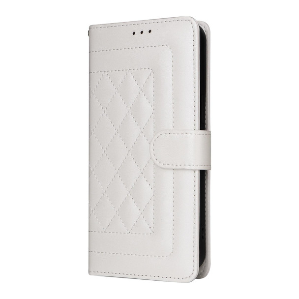 For Google Pixel 9 Diamond Lattice Leather Flip Phone Case(White)